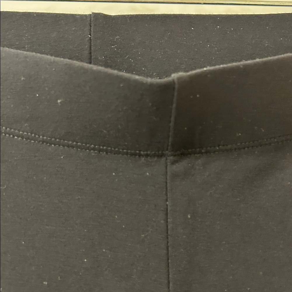 LOFT Black Women's Leggings - Picture 2 of 3